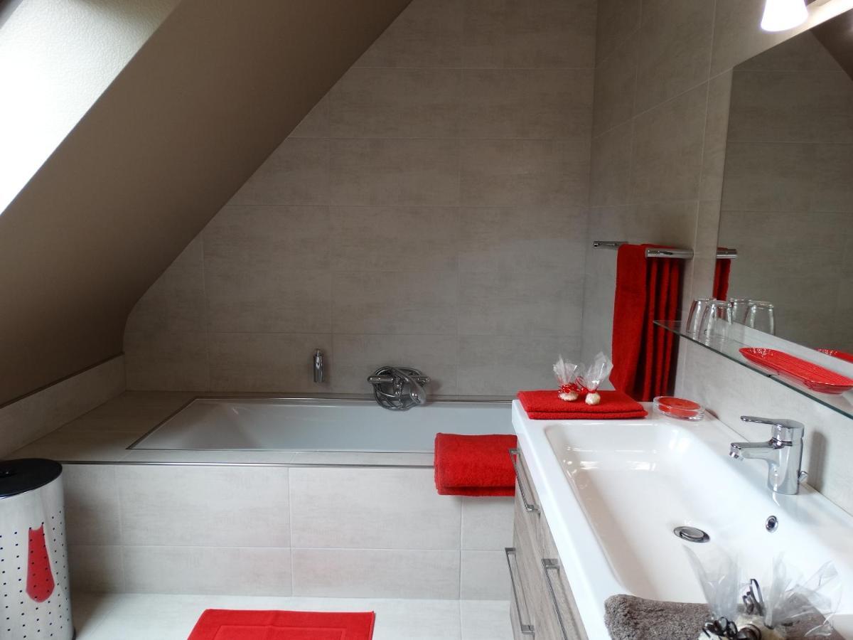 Chambres D'Hotes De La Voie Romaine Plouigneau Екстериор снимка
